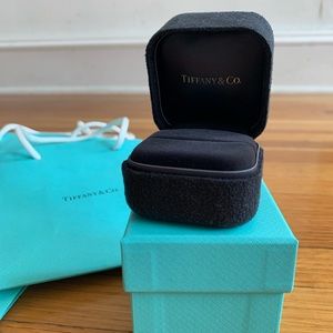 Tiffany & Co Ring Box and packaging (unisex)